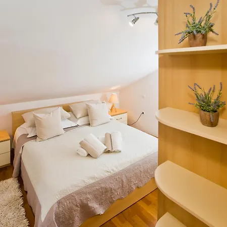 Apartment Luce Hvar Town Esterno foto