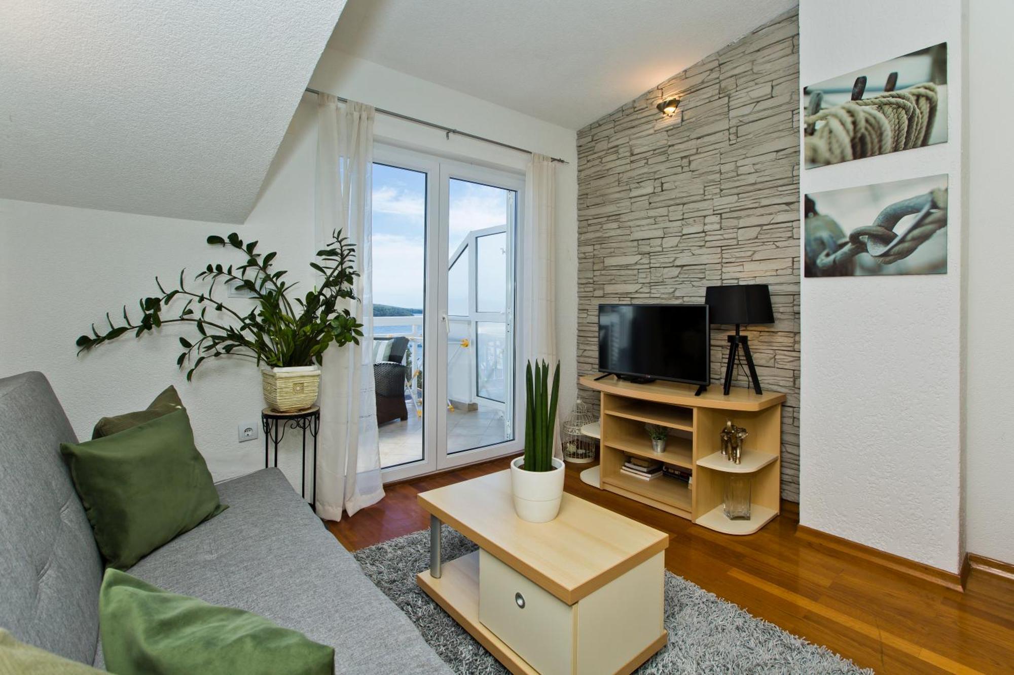 Luce Apartment *